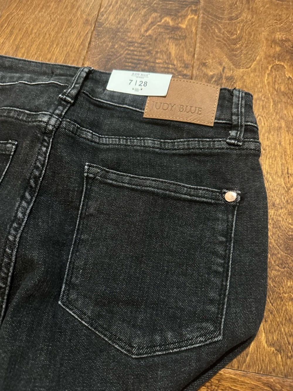 Judy Blue High waisted straight leg jeans - Picture 8 of 11